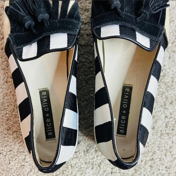 Alice +Olivia Stace Face shoes - Picture 2 of 6